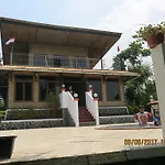 Salak Sunrise Homestead